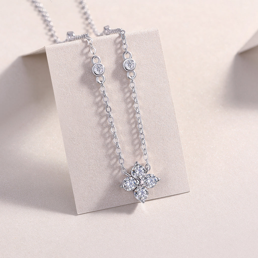 Sweetheart Halo Moissanite Diamond Look Pendant - 2 Carat S925 Sterling Silver&nbsp;
