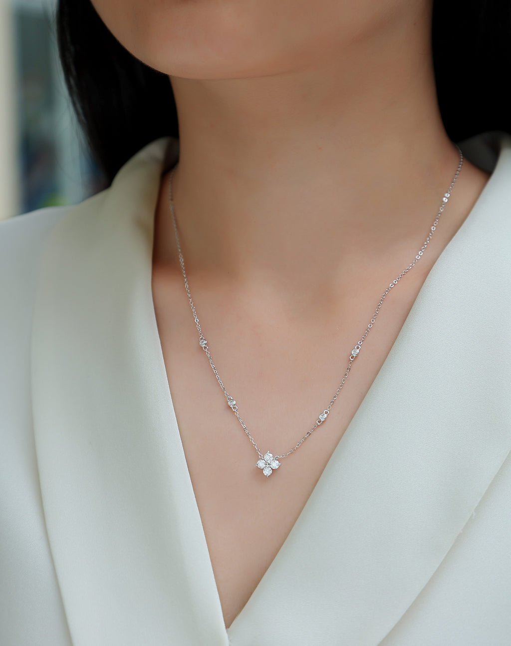 Sweetheart Halo Moissanite Diamond Look Pendant - 2 Carat S925 Sterling Silver&nbsp;